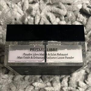 Prism Libre Matte Finish & Enhanced Radiance Powder by Givenchy